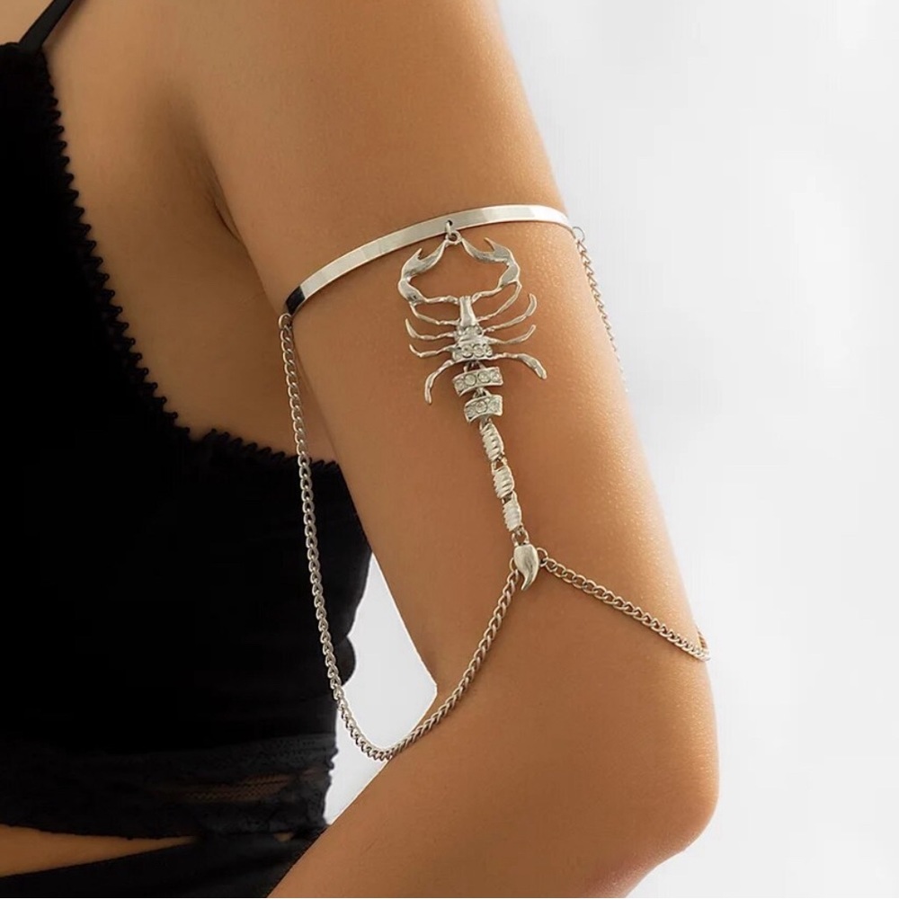 Fashion Tassel Charm Upper Arm Chain Bracelets for Women Gothic Scorpion